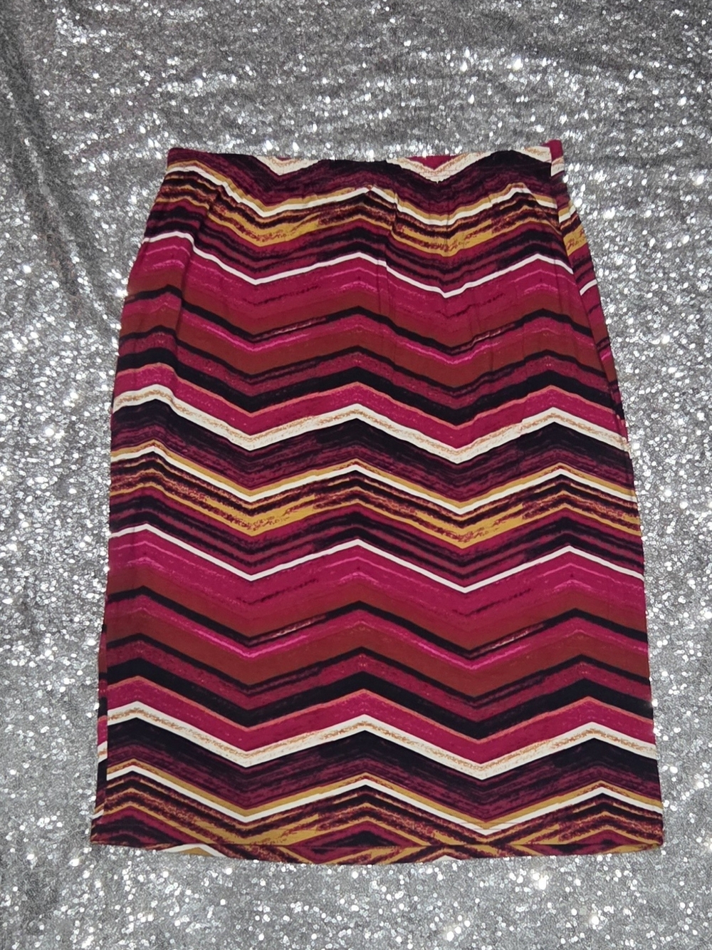 Cato Chevron Stripe Pencil Skirt in Magenta, Black and Gold